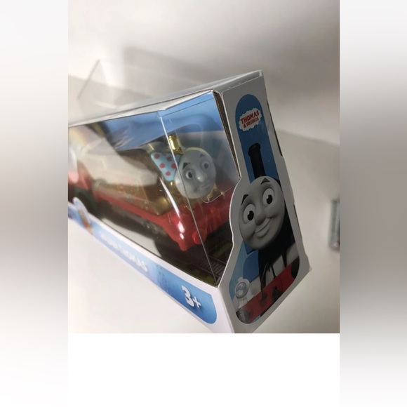 New Thomas & Friends Golden Thomas 75th Anniversary Motorized - Picture 5 of 8